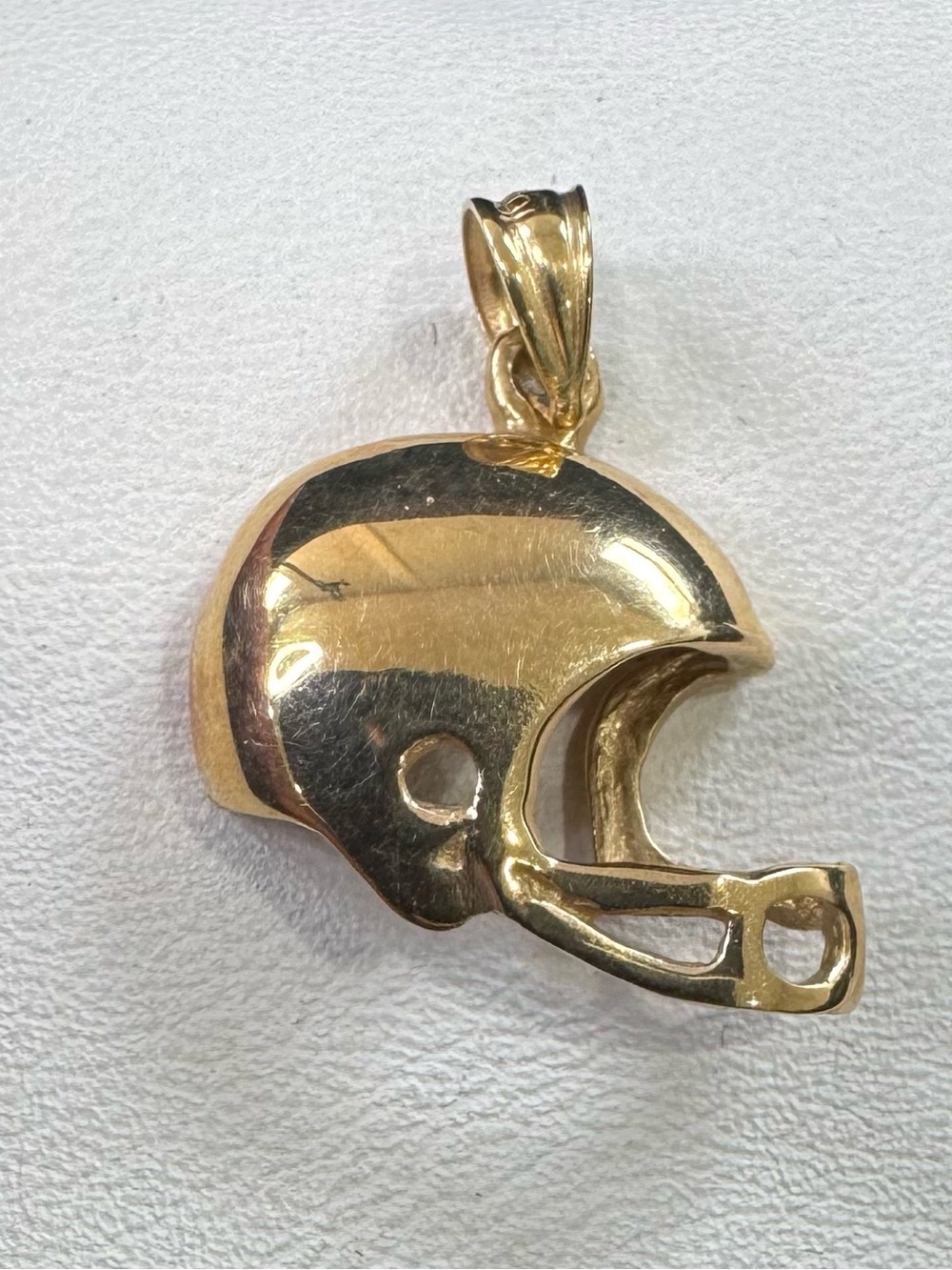 10k YG Football Helmet Pendant